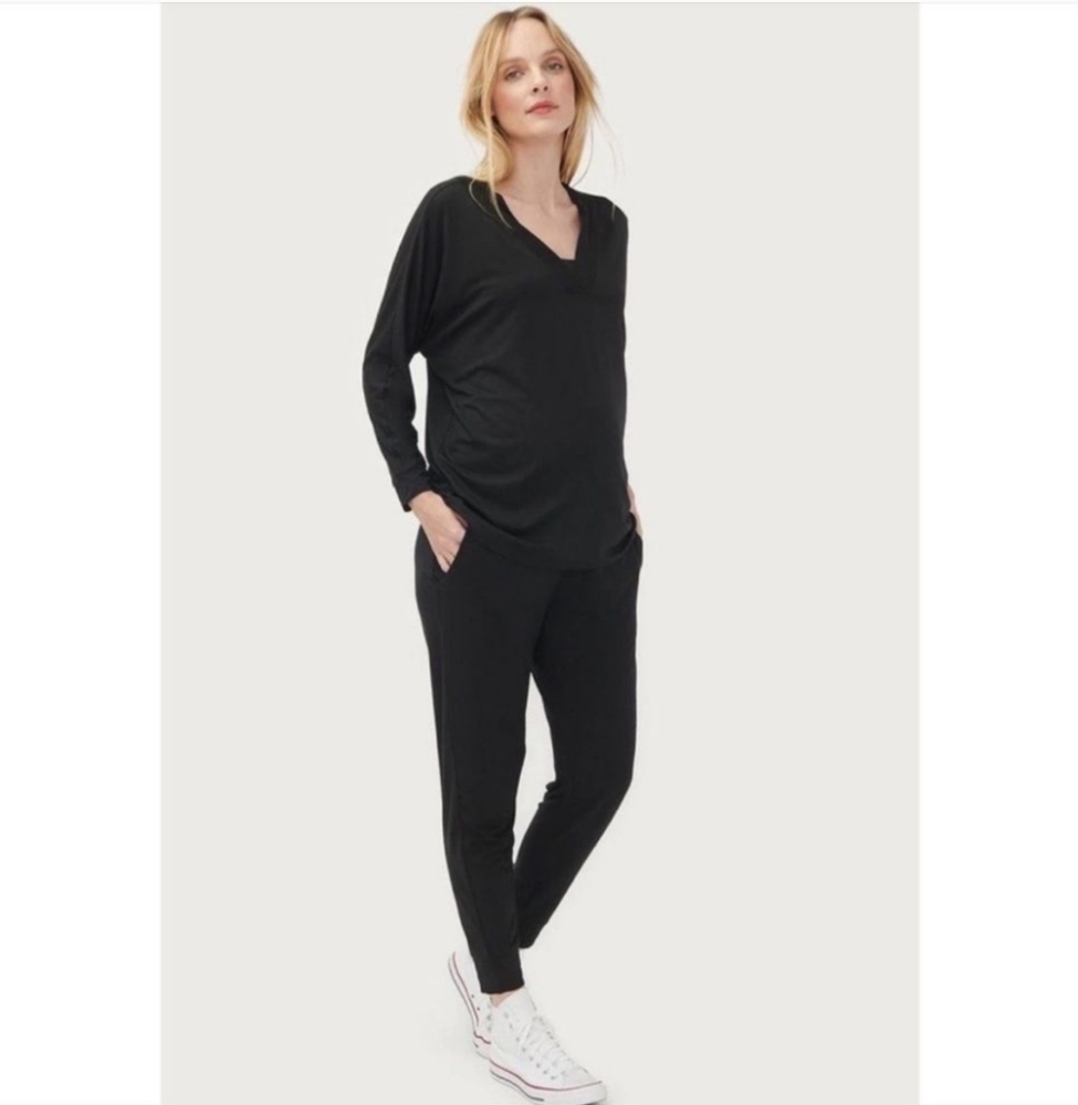 HATCH Maternity Visitor V Neck Long Sleeve Knit Top Nursing Breastfeeding Large